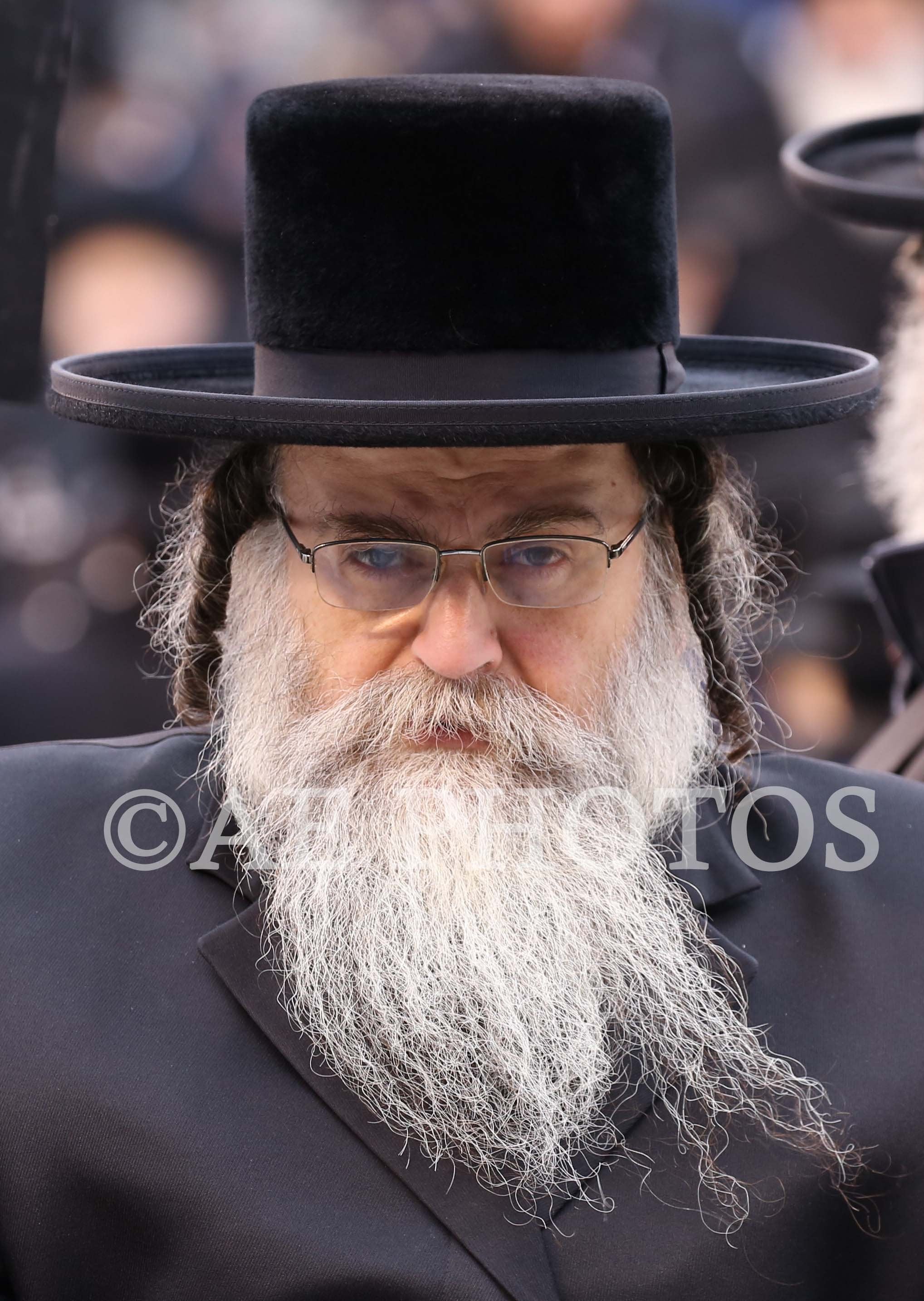 Rav Aron Schiff (Rav of the Machzikei Hadas in Antwerp)