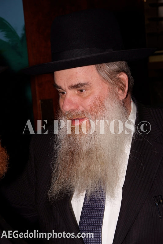 Rav Chaim Aron Weinberg (Menahel Yeshivat Ateret Torah)