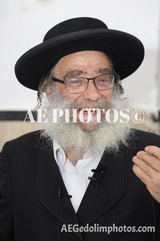 Rav Gamliel Rabinowitz (featured on Yated cover)