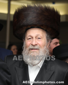 Rav Moshe Weinberger (Rav of Khal Aish Kodesh in Woodmere)