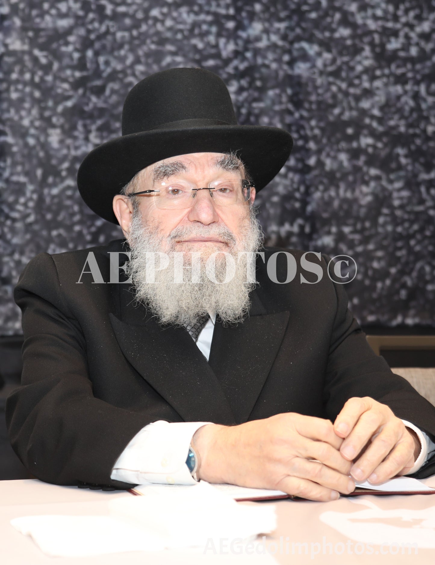 Rav Reuven Feinstein (Refuaah Shelaima Reuven ben Shima)