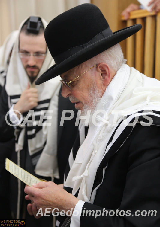 Rav Yitschak Ezrachi