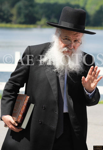 Rav Shlomo Fievel Schustel