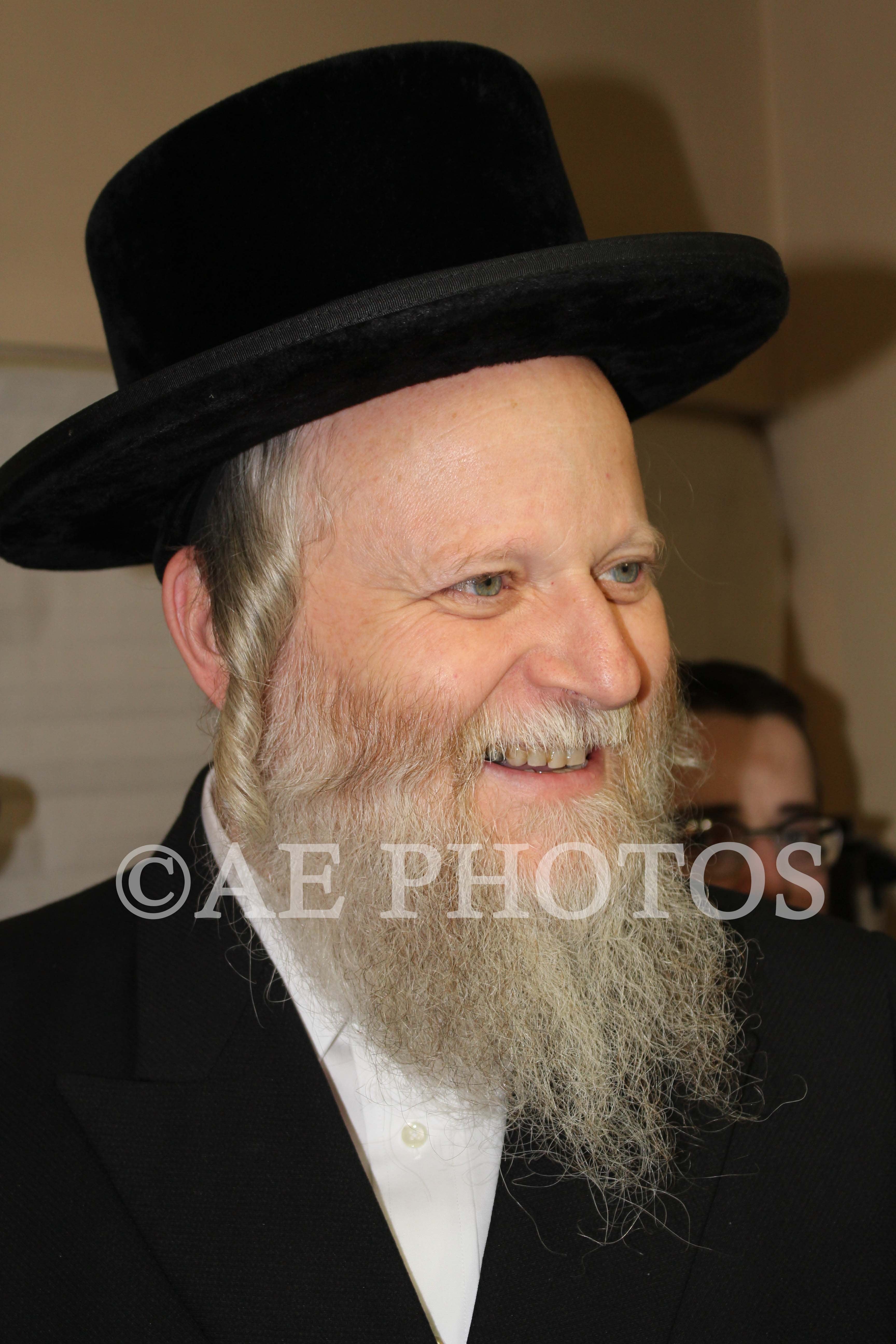 Rav Sholom Noach Landau
